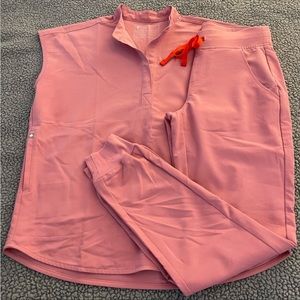 FIGS Scrubs set XS
